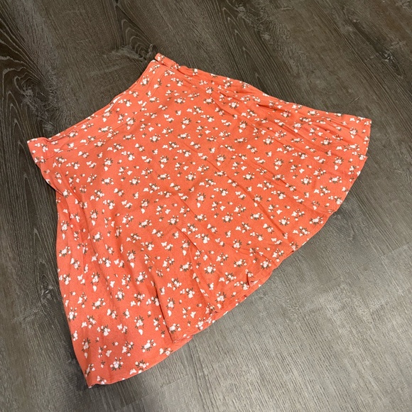 Hollister Ultra High-Rise Mini Skater Skirt Floral XS - Picture 1 of 1